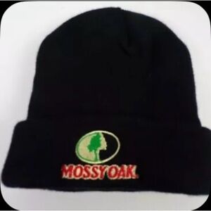 NWT! Mossy Oak Black Beanie